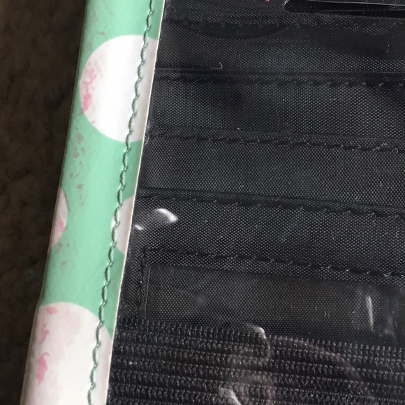 Mint polka dot cellphone wallet - Picture 6 of 7
